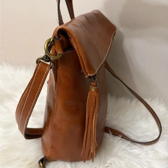 Patricia Nash Tan Leather Men's Backpack - Picture 4 of 11